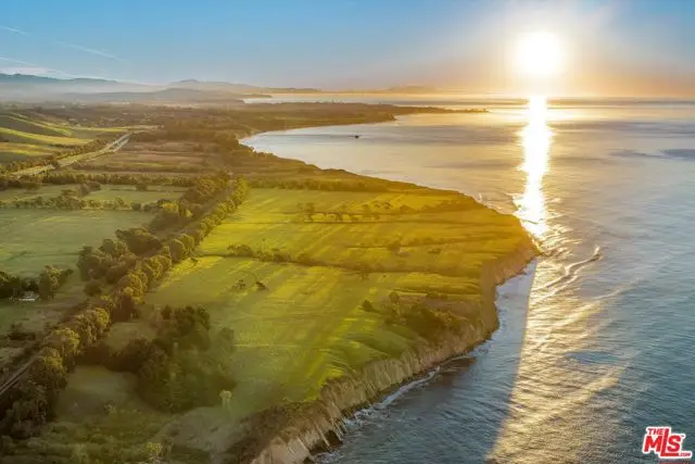 1000 Calle Real, Goleta, CA 93117 - #2