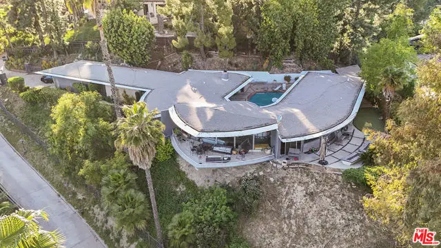 4435 Petit Avenue, Encino, CA 91436 - #2