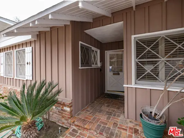 13108 Huston Street, Sherman Oaks, CA 91423