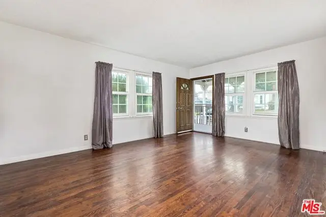 519 E Sycamore Avenue, El Segundo, CA 90245 - #2