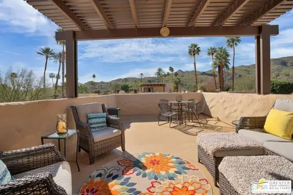 4760 N Winners Circle #E, Palm Springs, CA 92264