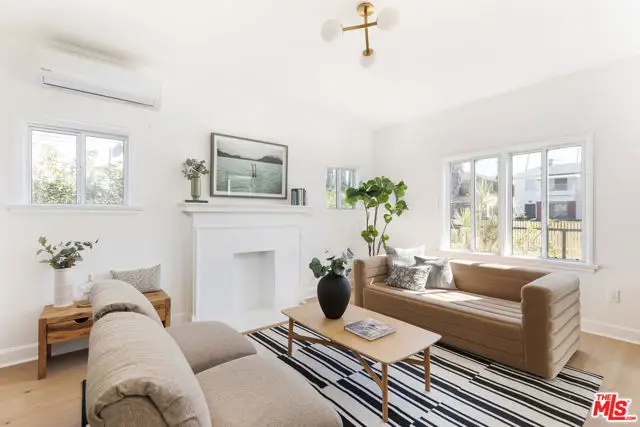 1221 5th Avenue #2, Los Angeles, CA 90019 - #1