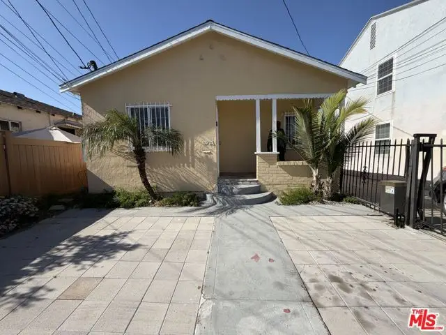 10923 S Inglewood Avenue, Inglewood, CA 90304 - #1