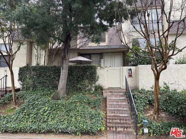 6121 Shoup Avenue #26, Woodland Hills, CA 91367 - #1