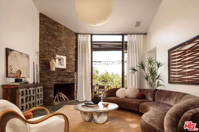 8882 Lookout Mountain Avenue, West Hollywood, CA 90046 - #3