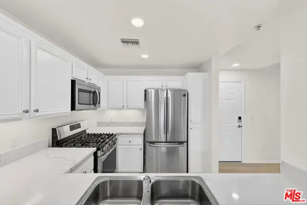 13200 Pacific Promenade #351, Los Angeles, CA 90094