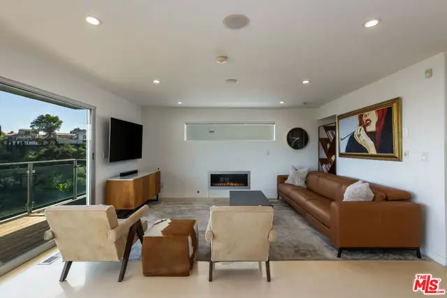 8171 Mannix Drive, Los Angeles, CA 90046 - #3