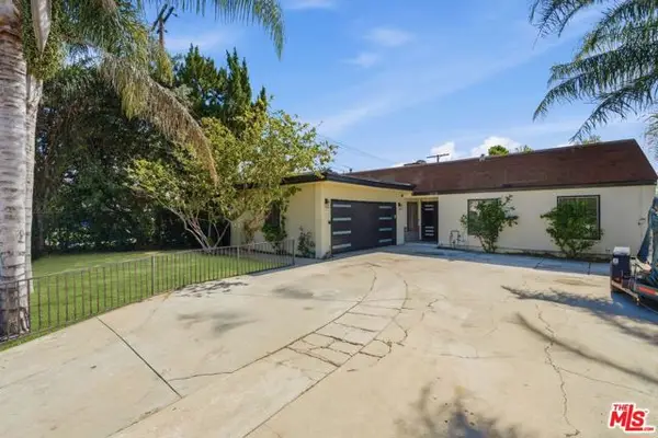 18720 Chase Street, Northridge (los Angeles), CA 91324