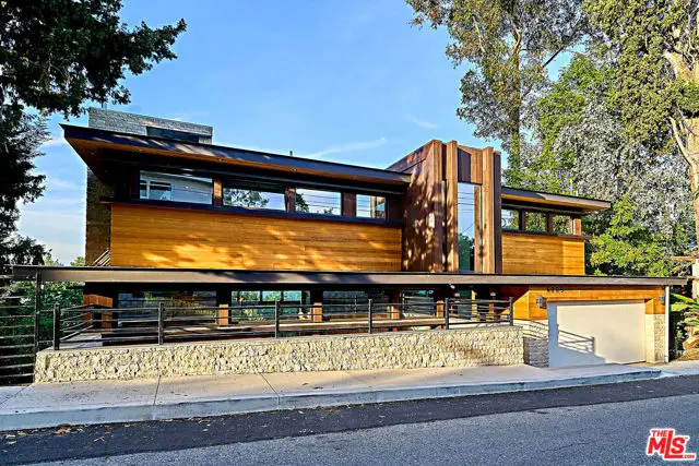 4209 Sea View Lane, Los Angeles, CA 90065 - #3
