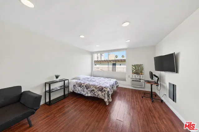 525 S Ardmore Avenue #351, Los Angeles, CA 90020 - #3