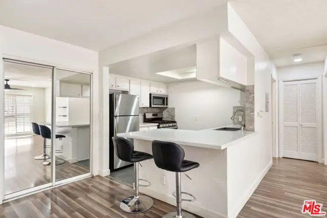 327 Chestnut Avenue #104, Long Beach, CA 90802 - #1