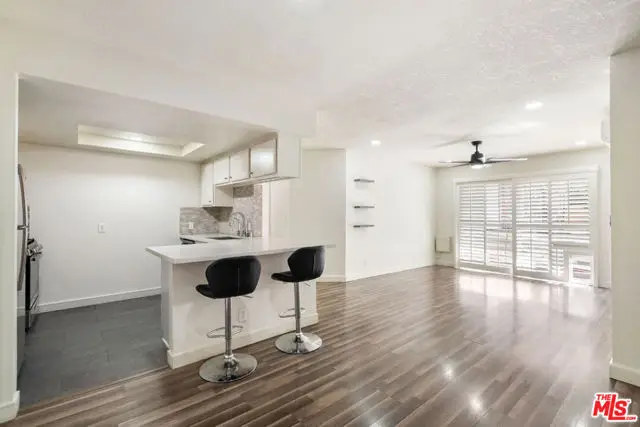 327 Chestnut Avenue #104, Long Beach, CA 90802 - #3