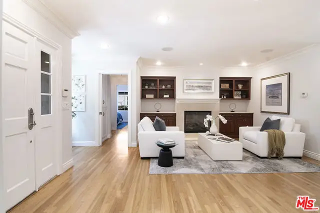 2332 Castle Heights Avenue, Los Angeles, CA 90034 - #3