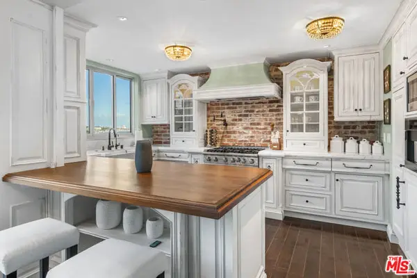 17366 W Sunset Boulevard #102, Pacific Palisades (los Angeles), CA 90272