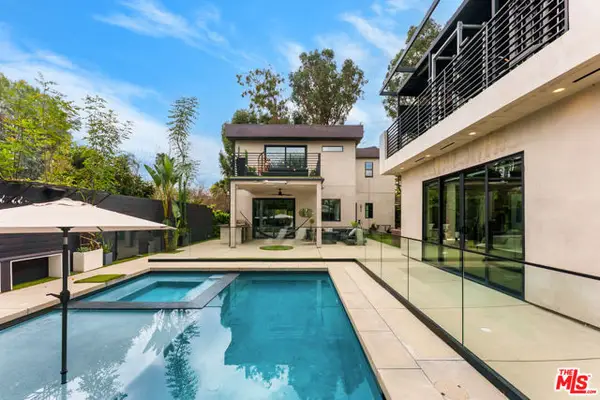 18589 Linnet Street, Tarzana (los Angeles), CA 91356