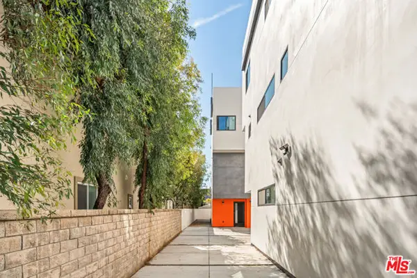 2123 Federal Avenue, Los Angeles, CA 90025