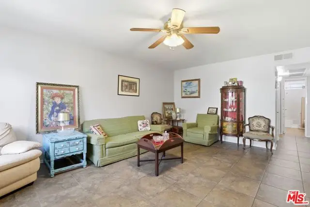 11813 Runnymede Street #30, North Hollywood, CA 91602 - #2