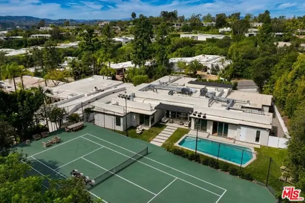 1836 Loma Vista Drive, Beverly Hills, CA 90210