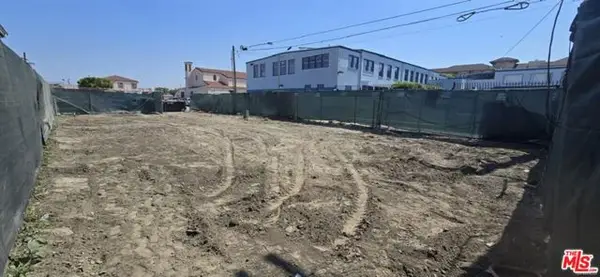 118 W 87th Place, Los Angeles, CA 90003