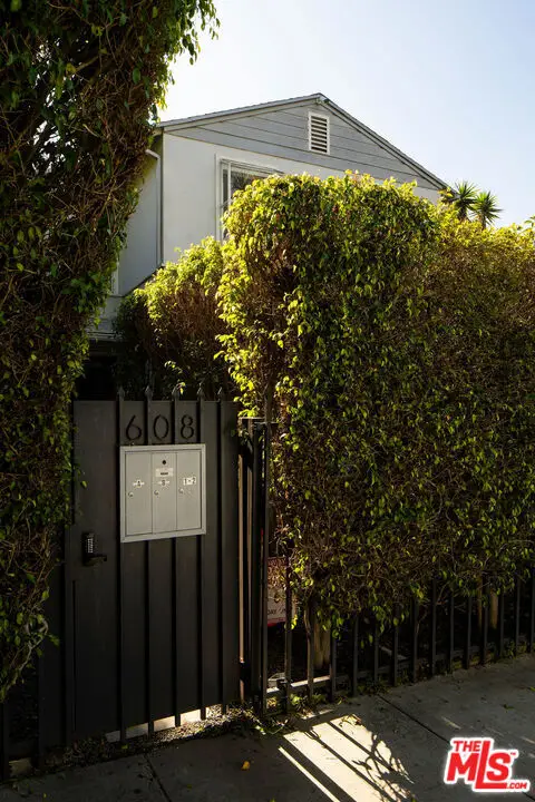 608 Westminster Avenue, Venice, CA 90291 - #3