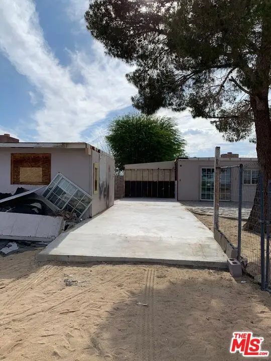 5059 1st Street, Joshua Tree, CA 92252 - #3