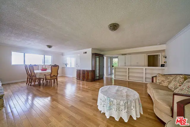 15401 Covello Street, Van Nuys, CA 91406 - #3