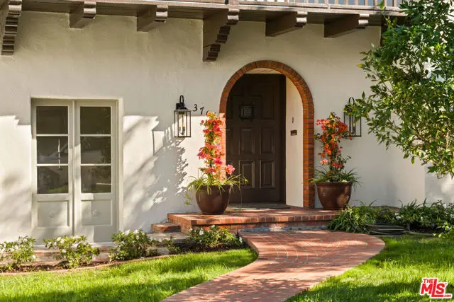 3706 Effingham Place, Los Angeles, CA 90027 - #2