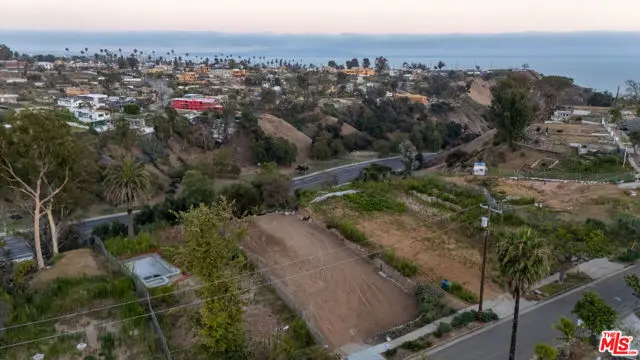 612 Erskine Drive, Pacific Palisades, CA 90272 - #2