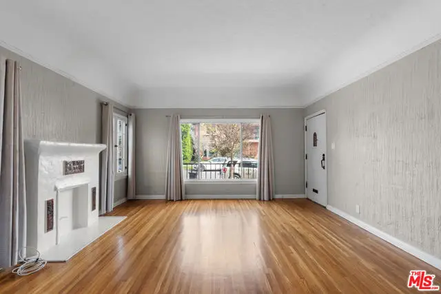 327 Ogden Drive, Los Angeles, CA 90036 - #3