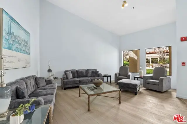 501 N Palisades Drive #103, Pacific Palisades, CA 90272 - #2