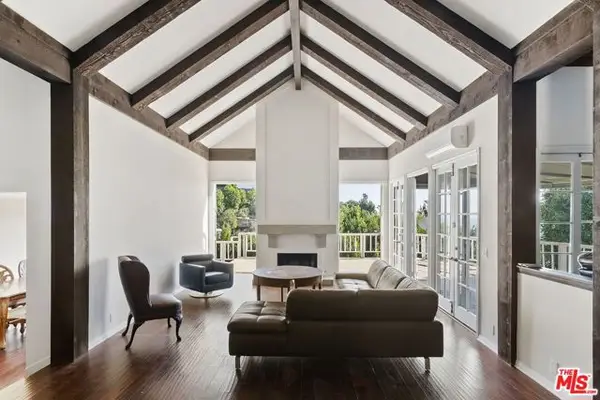 1478 Sunset Plaza Drive, Los Angeles, CA 90069