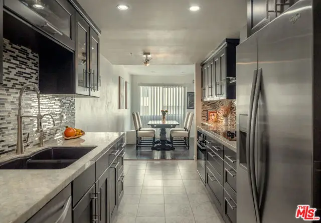 7259 Hillside Avenue #202, Los Angeles, CA 90046 - #2