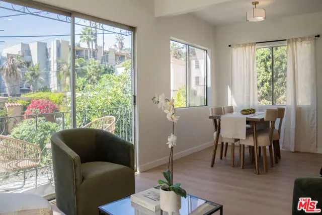 4579 Ambrose Avenue #8, Los Angeles, CA 90027 - #3