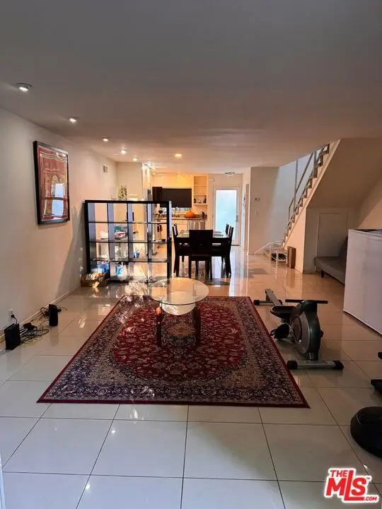 265 S Barrington Avenue #E7, Los Angeles, CA 90049 - #2