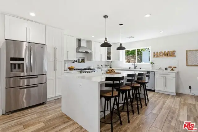 23320 Bassett Street, West Hills, CA 91307 - #3