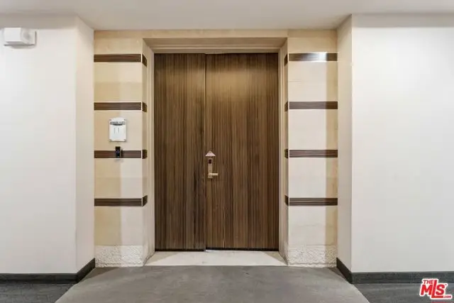 1318 Roxbury Drive #115, Los Angeles, CA 90035 - #3