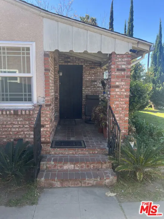 1026 W 101st Street, Los Angeles, CA 90044 - #3