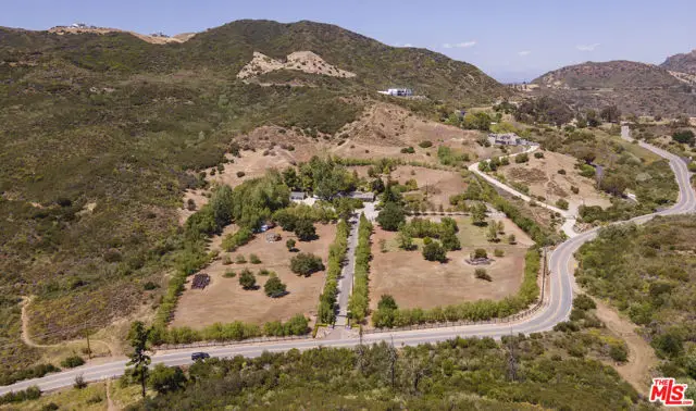 33269 Mulholland Highway, Malibu, CA 90265 - #3