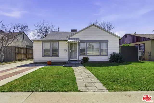 2901 California Avenue, Bakersfield, CA 93304 - #2