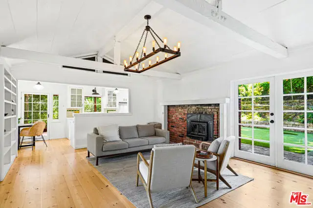 21042 Entrada Road, Topanga, CA 90290 - #3