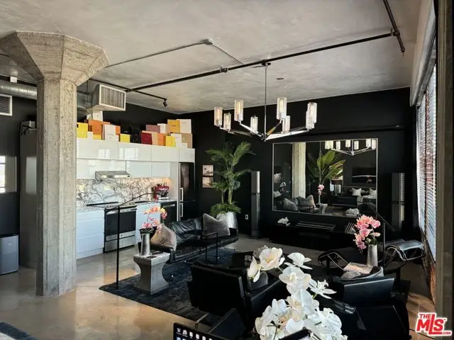 315 E 8th Street #1105, Los Angeles, CA 90014 - #1