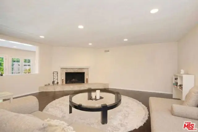 16155 Otsego Street, Encino, CA 91436 - #3