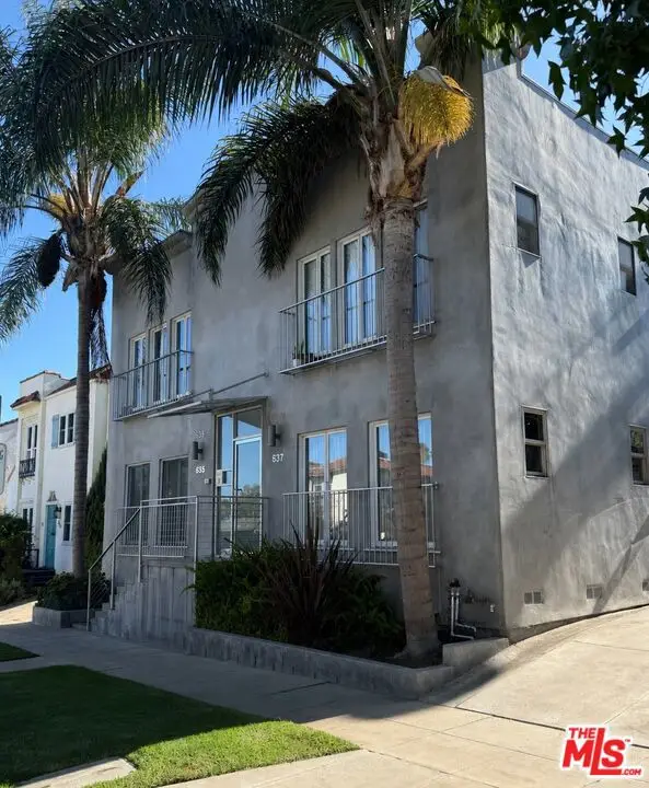 635 N Windsor Boulevard, Los Angeles, CA 90004 - #1
