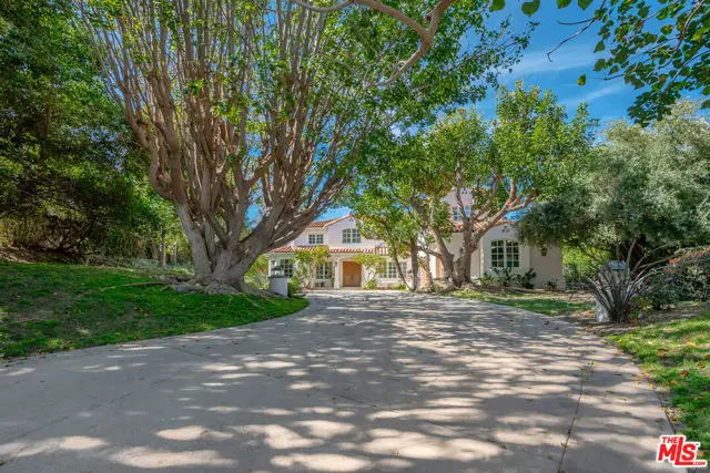 3843 Rock Hampton Drive, Tarzana, CA 91356 - #2