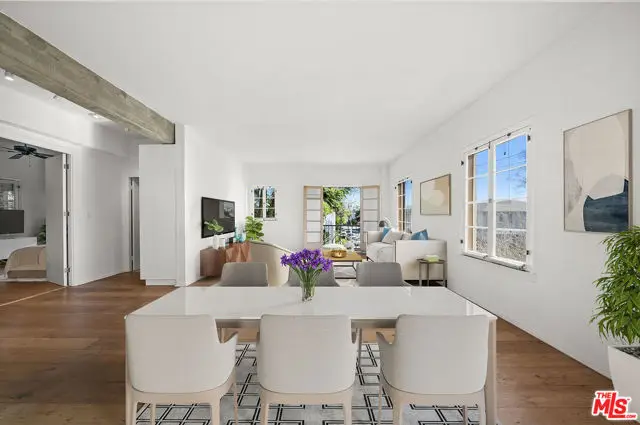109 N Sycamore Avenue #202, Los Angeles, CA 90036 - #3