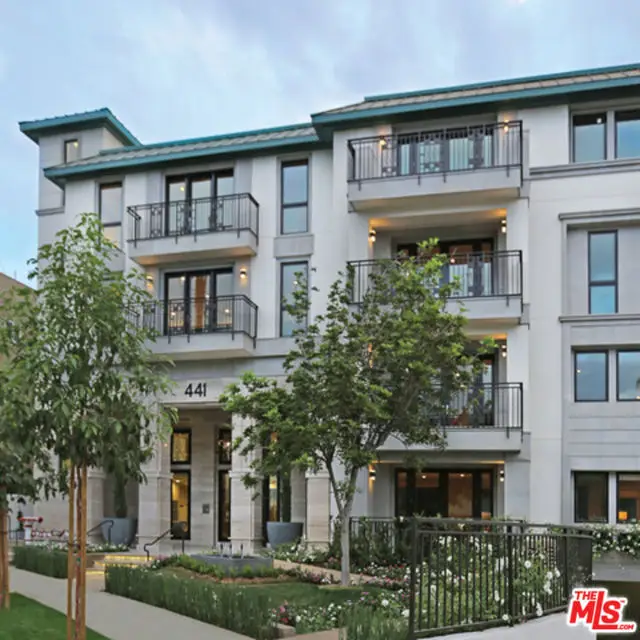 441 S Barrington Avenue #105, Los Angeles, CA 90049 - #2