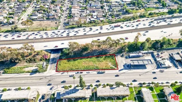 1422 E Imperial Highway, Los Angeles, CA 90059 - #2