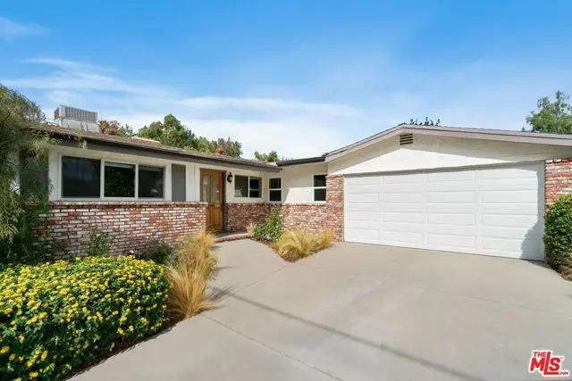 5211 Allott Avenue, Sherman Oaks, CA 91401 - #1