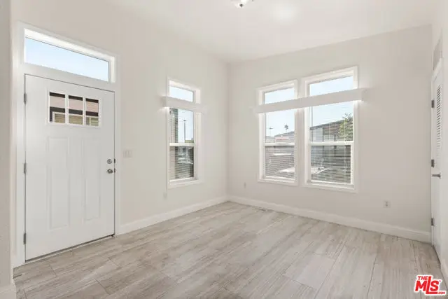 8250 Lankershim Boulevard #185, North Hollywood, CA 91605 - #3