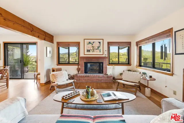 19818 Valley View Drive, Topanga, CA 90290 - #3